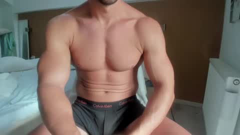 Snapshot of woolfiie chatting on 18, 10, 2025 Wolfie online show from 18, 10, 2025