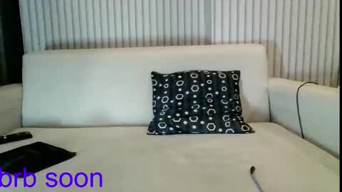 Snapshot of wooziemoo325 chatting on 18, 10, 2025 Steve Brand online show from 18, 10, 2025