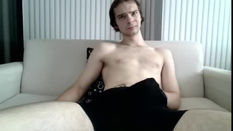 Snapshot of wooziemoo325 chatting on 29, 10, 2025 Steve Brand online show from 29, 10, 2025