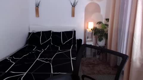 Camilla online show from 3, 12, 2024