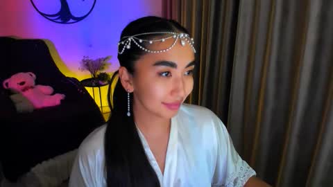 dudetta Kim online show from 23, 11, 2025