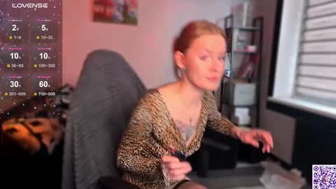 Arnika and Simon online show from 5, 11, 2025