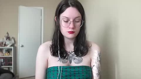 Snapshot of worship_lucina chatting on 14, 1, 2025 Lucina online show from 14, 1, 2025