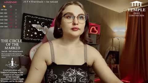 Snapshot of wounded_goddess chatting on 24, 9, 2025 Goddess Sophy online show from 24, 9, 2025