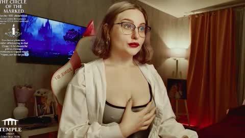 Snapshot of wounded_goddess chatting on 28, 9, 2025 Goddess Sophy online show from 28, 9, 2025