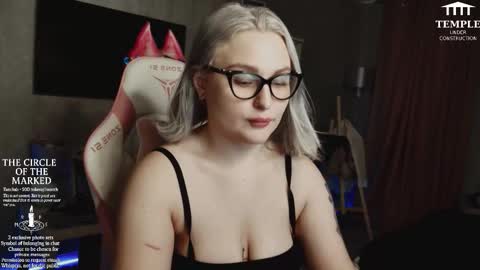 Snapshot of wounded_goddess chatting on 10, 10, 2025 Goddess Sophy online show from 10, 10, 2025