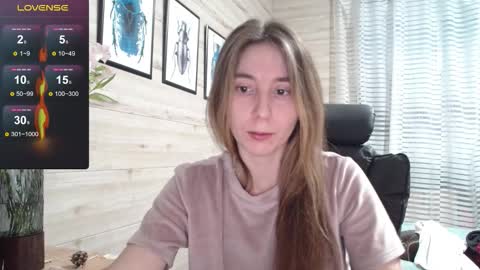 Snapshot of wow_porno_ chatting on 27, 11, 2025 Anna online show from 27, 11, 2025