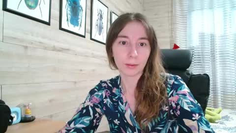 Anna  online show from 2, 5, 2026