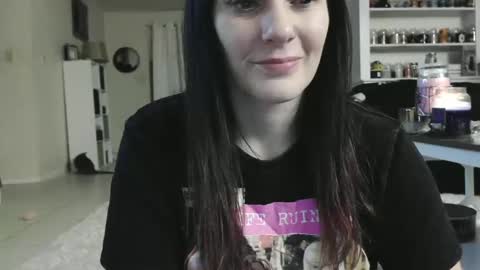 Snapshot of wrenleigh chatting on 8, 1, 2025 Crystal Lake online show from 8, 1, 2025