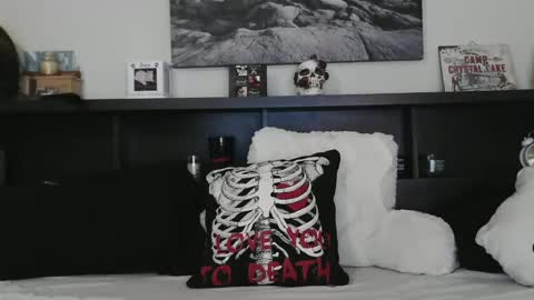 Snapshot of wrenleigh chatting on 20, 1, 2025 Crystal Lake online show from 20, 1, 2025