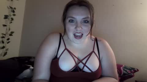 Snapshot of wrenwinter chatting on 25, 9, 2025 wrenwinters online show from 25, 9, 2025