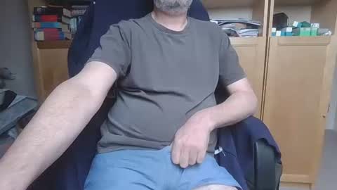 ws8l online show from 22, 4, 2026