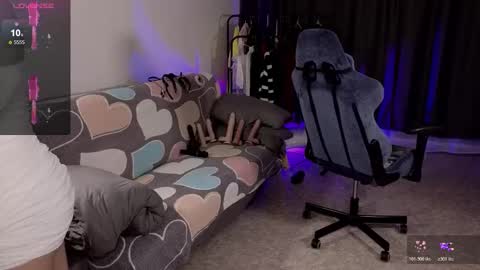 Snapshot of wsp128 chatting on 11, 11, 2025 Neo and Abby online show from 11, 11, 2025