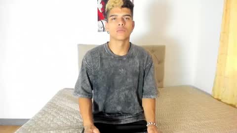 Snapshot of wyatt_2 chatting on 24, 9, 2025 wyatt online show from 24, 9, 2025