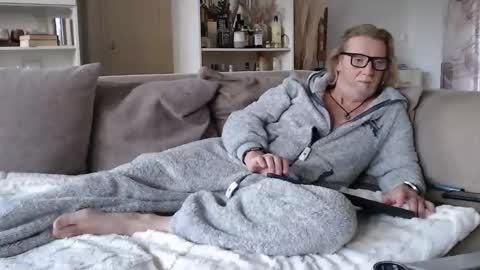 WyattEarp64 online show from 7, 11, 2025