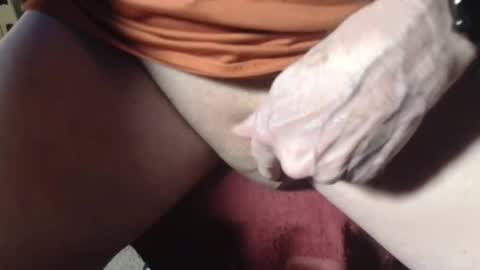 Snapshot of x050 chatting on 16, 11, 2025 Whoopy III online show from 16, 11, 2025