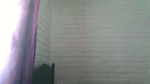 x_andrescam online show from 8, 1, 2025