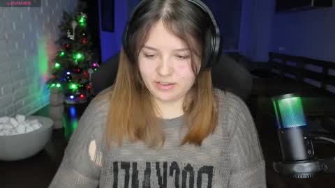 Snapshot of x_nirvana_x chatting on 29, 12, 2024 LOVE NERDS ONLY online show from 29, 12, 2024