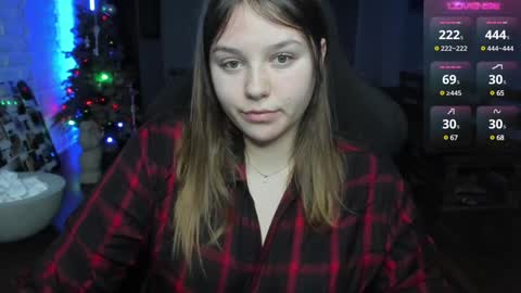 Snapshot of x_nirvana_x chatting on 5, 1, 2025 LOVE NERDS ONLY online show from 5, 1, 2025