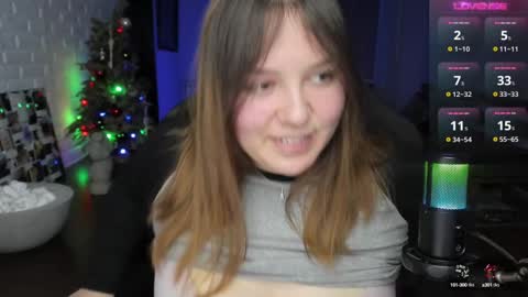 Snapshot of x_nirvana_x chatting on 10, 1, 2025 LOVE NERDS ONLY online show from 10, 1, 2025