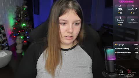 Snapshot of x_nirvana_x chatting on 10, 1, 2025 LOVE NERDS ONLY online show from 10, 1, 2025