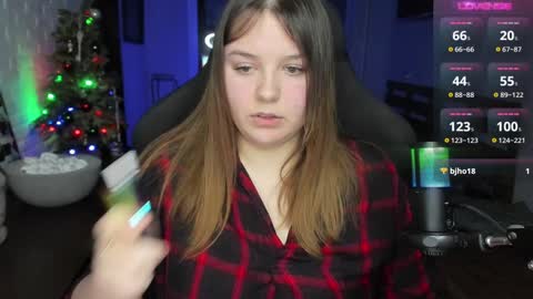 Snapshot of x_nirvana_x chatting on 30, 1, 2025 LOVE NERDS ONLY online show from 30, 1, 2025