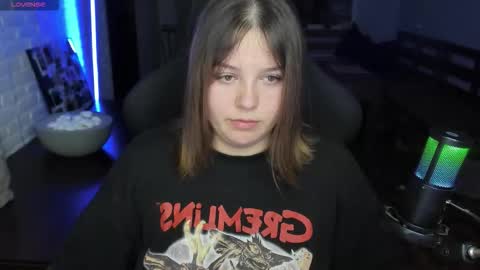 Snapshot of x_nirvana_x chatting on 15, 9, 2025 LOVE NERDS ONLY online show from 15, 9, 2025