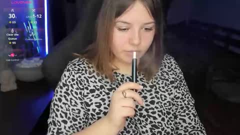 Snapshot of x_nirvana_x chatting on 20, 10, 2025 LOVE NERDS ONLY online show from 20, 10, 2025