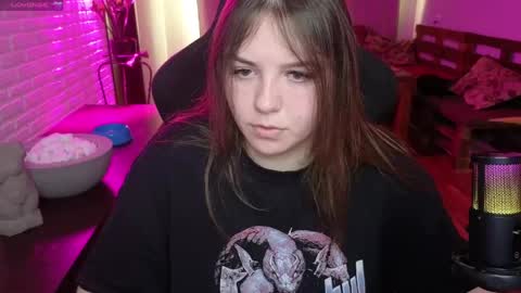 Snapshot of x_nirvana_x chatting on 2, 5, 2026 LOVE NERDS ONLY online show from 2, 5, 2026