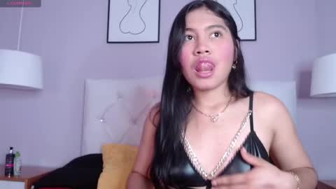 aurora  online show from 23, 9, 2025