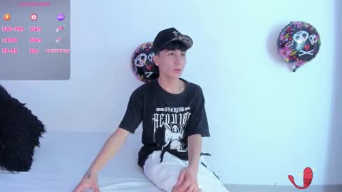 Snapshot of xaandergrey chatting on 21, 10, 2025 xaanderGrey online show from 21, 10, 2025