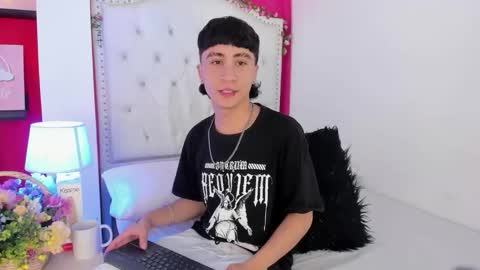 Snapshot of xaandergrey chatting on 3, 12, 2025 xaanderGrey online show from 3, 12, 2025