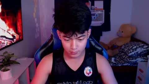 Snapshot of xaldrian_destroyer chatting on 19, 2, 2025 Prince Aldrian online show from 19, 2, 2025