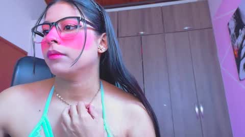 Snapshot of xallysonx_ chatting on 9, 6, 2026 XALLYSONX online show from 9, 6, 2026