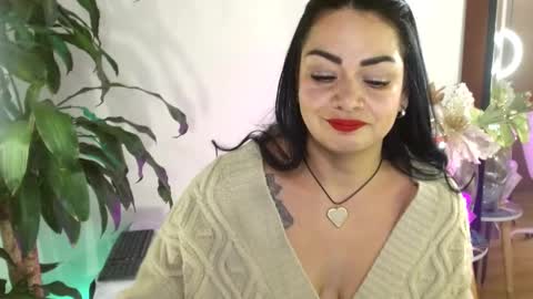 Snapshot of xamara1124 chatting on 17, 2, 2025 XAMARA1124 online show from 17, 2, 2025