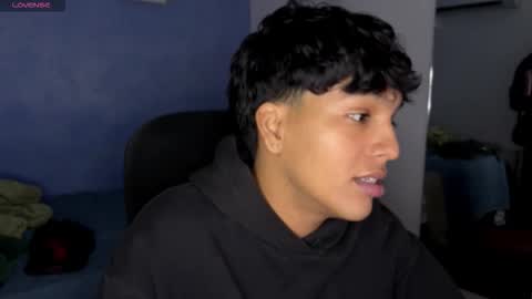 Snapshot of xander_bonnet1 chatting on 10, 10, 2025 Xander bonnet online show from 10, 10, 2025