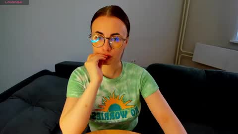 Snapshot of xapka_lapka chatting on 18, 5, 2026 Alice online show from 18, 5, 2026