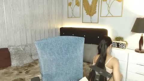 Snapshot of xasian_dollx chatting on 3, 8, 2026 ELLA online show from 3, 8, 2026