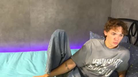 Snapshot of xavier_200 chatting on 15, 10, 2025 Xavier PVT open online show from 15, 10, 2025