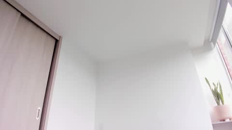 Xavier online show from 6, 2, 2025