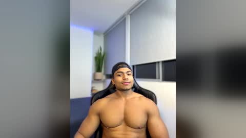 Snapshot of xavier_colleman chatting on 5, 5, 2026 Xavier online show from 5, 5, 2026