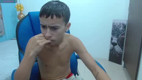 Snapshot of xavii_18_ chatting on 22, 1, 2025 xavii_18_ online show from 22, 1, 2025