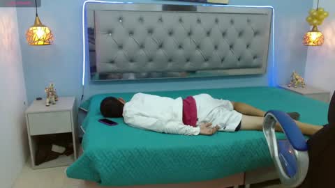 Snapshot of xavii_18_ chatting on 5, 2, 2025 xavii_18_ online show from 5, 2, 2025