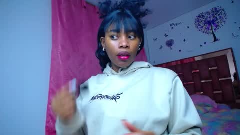 Snapshot of xayunrin chatting on 28, 1, 2025 xayu online show from 28, 1, 2025