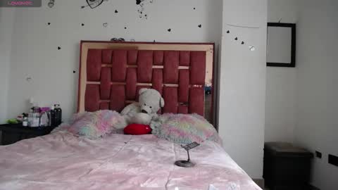 Snapshot of xayunrin chatting on 10, 11, 2025 xayu online show from 10, 11, 2025