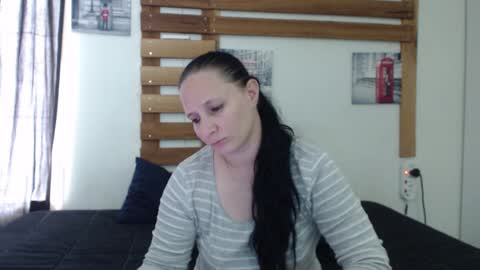 Snapshot of xbeachbabexx chatting on 17, 11, 2025 Kelly online show from 17, 11, 2025