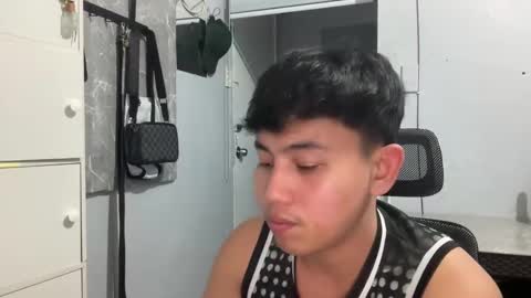 Snapshot of xcigbatecum chatting on 23, 11, 2025 Charlie online show from 23, 11, 2025