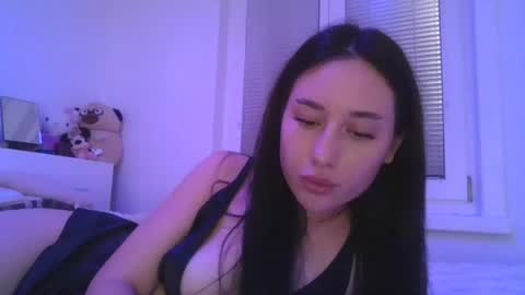 Snapshot of xcutexbunny chatting on 11, 9, 2025 XCuteXbunny online show from 11, 9, 2025