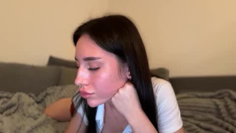 Snapshot of xcutexbunny chatting on 13, 10, 2025 XCuteXbunny online show from 13, 10, 2025