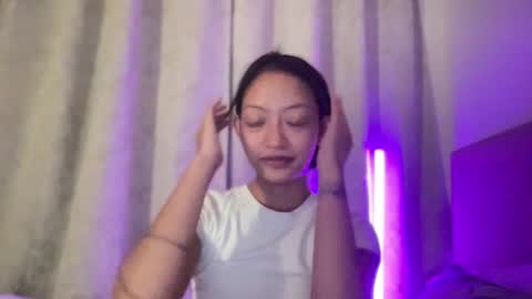 Sachi Cy online show from 31, 10, 2025